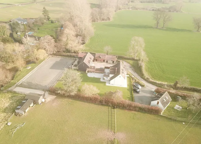 The Longmynd Stunning Studio Flat With Own Large Garden